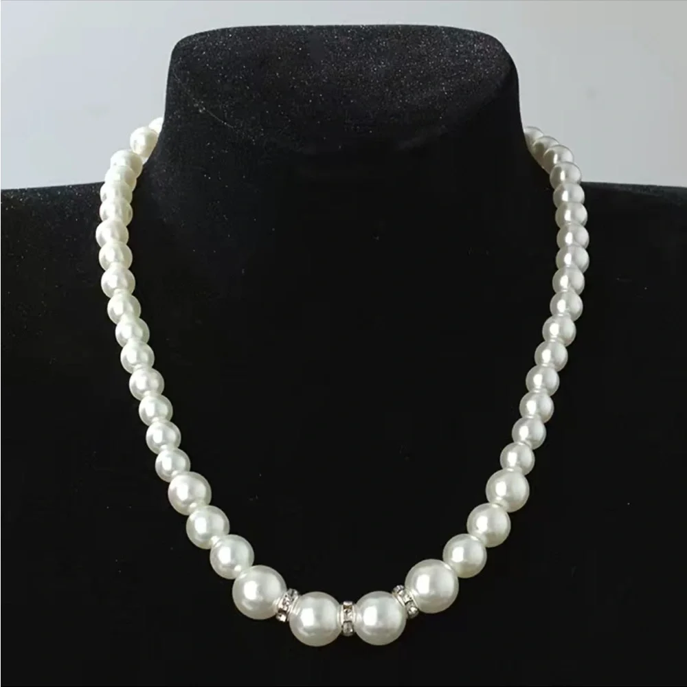 Pearl Necklace, Bracelet and Earrings Set - Picture 4 of 4